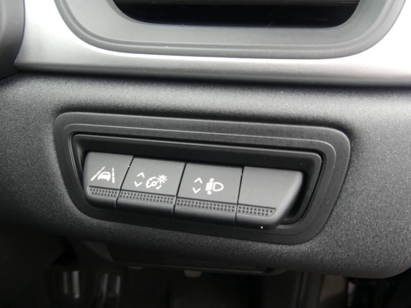 Renault Captur Photo 0fdd8479-fef9-42f1-9572-334a6e824510.jpg