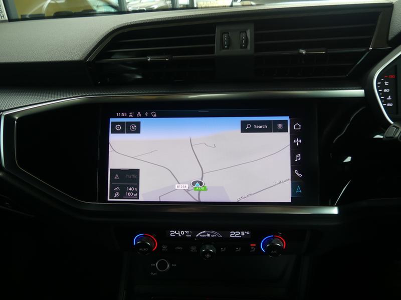 Audi Q3 Photo 0fe4a74d-632f-4930-8d48-a6b3bce73d94.jpg