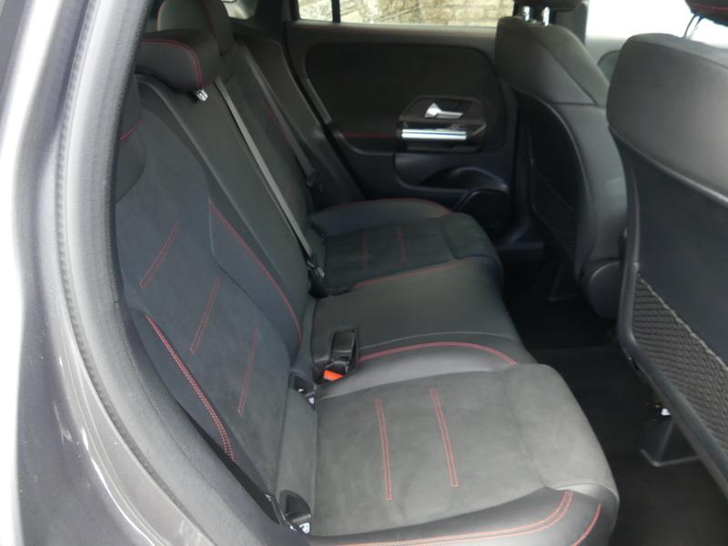 Mercedes-Benz GLA Photo 0ff0e8a2-05a1-4631-8ba0-5dbfbfe9df06.jpg