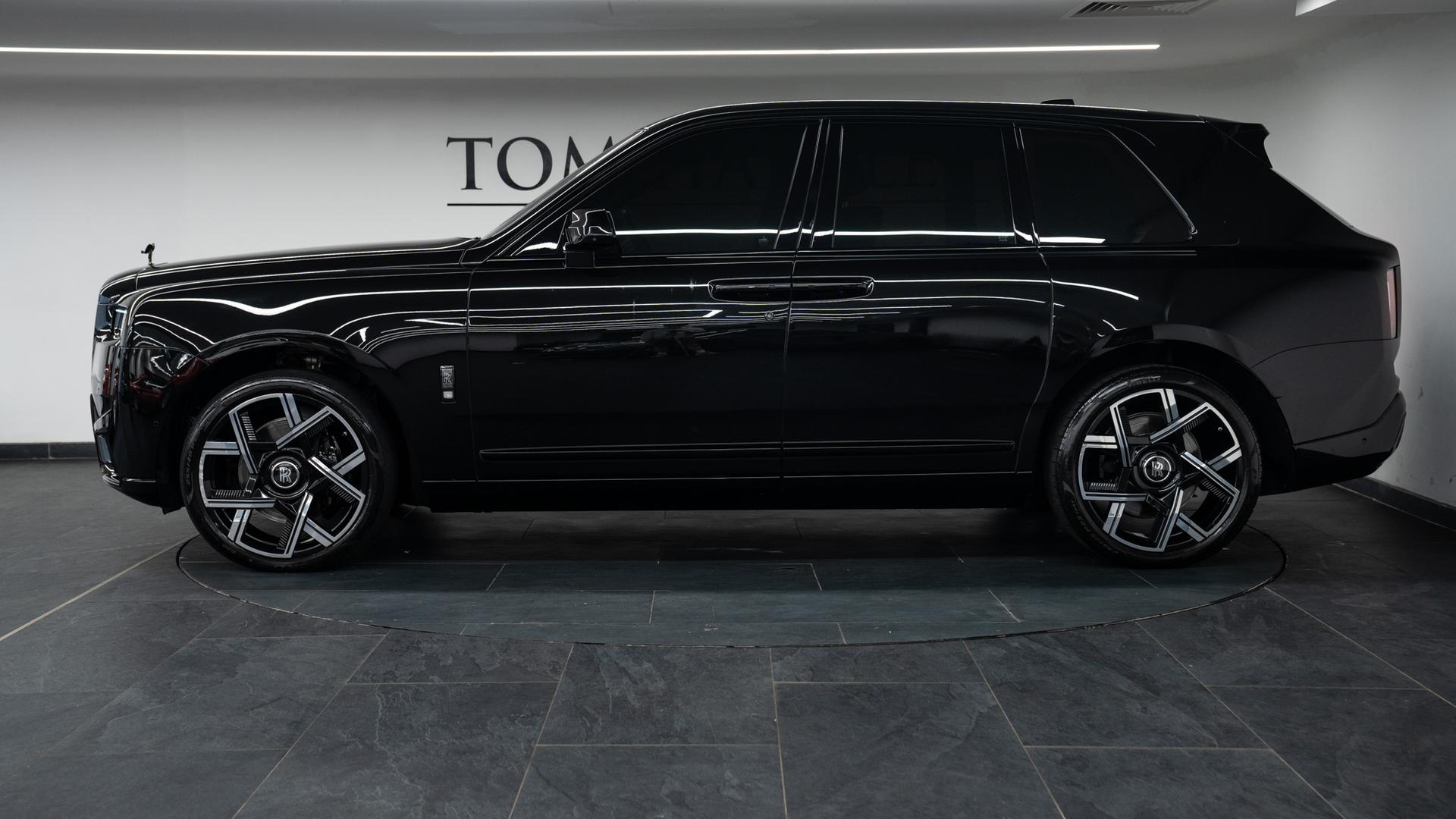 Rolls-Royce Cullinan Series II Photo 0fff6f55-fbc6-412f-a7e1-a78379a122c6.jpg