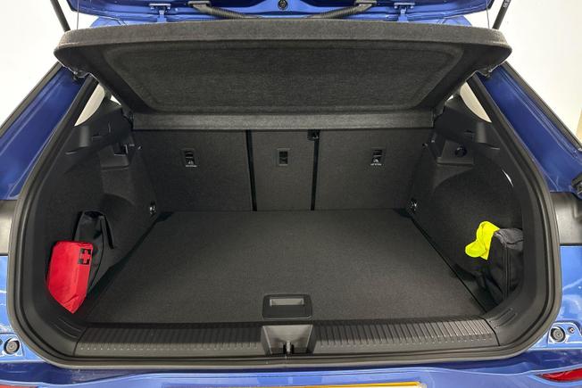 VOLKSWAGEN T-Roc Photo 12