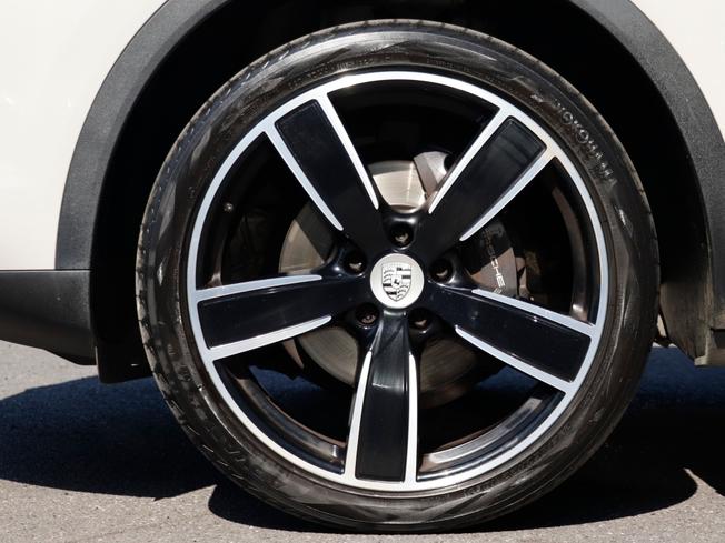 PORSCHE Cayenne Photo 11