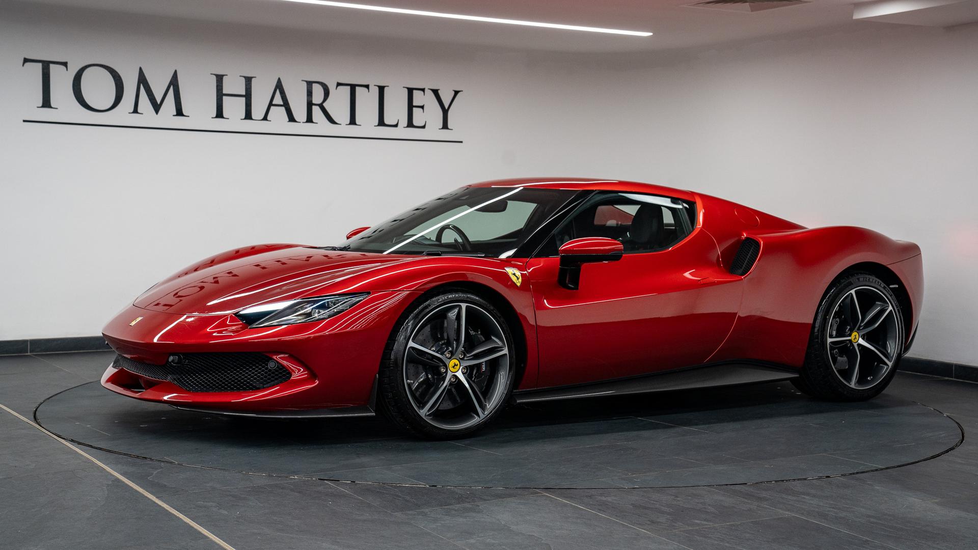 Ferrari 296 Photo 100ead4d-aec1-4058-a403-bbc289f7136d.jpg