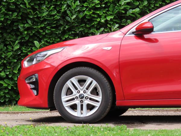 Used Kia Ceed LC69WAE 9