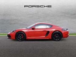 PORSCHE 718 Cayman Photo 4