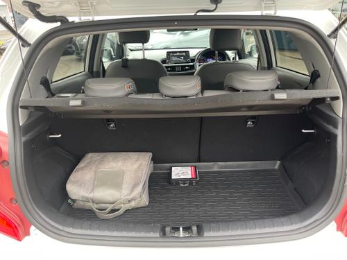 Kia Picanto Photo 10402dd0-e7bb-483b-b969-4fb659d623a9.jpeg