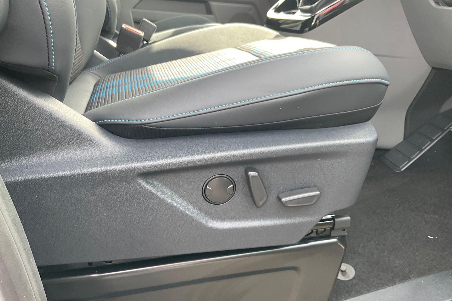 Ford TRANSIT CUSTOM Photo 17