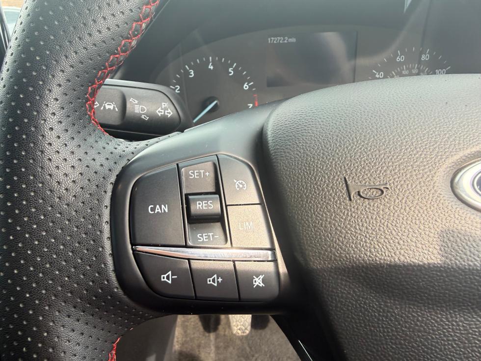 Ford Fiesta Photo 10438f35-d915-4dce-b129-478cc4272404.jpeg