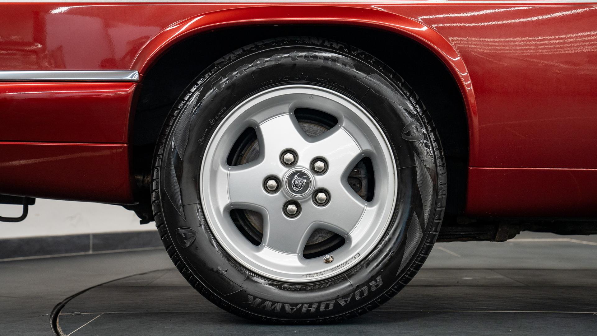 Jaguar XJ-S Photo 1060dcdd-15f8-4a95-9977-7a2d032c3055.jpg