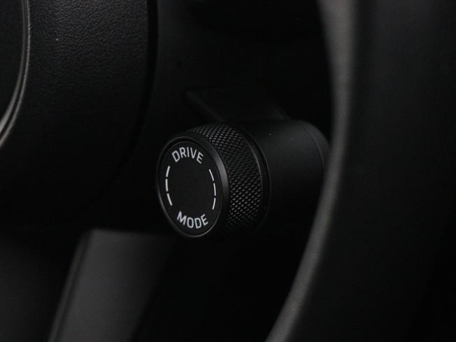 PORSCHE Taycan Photo 33