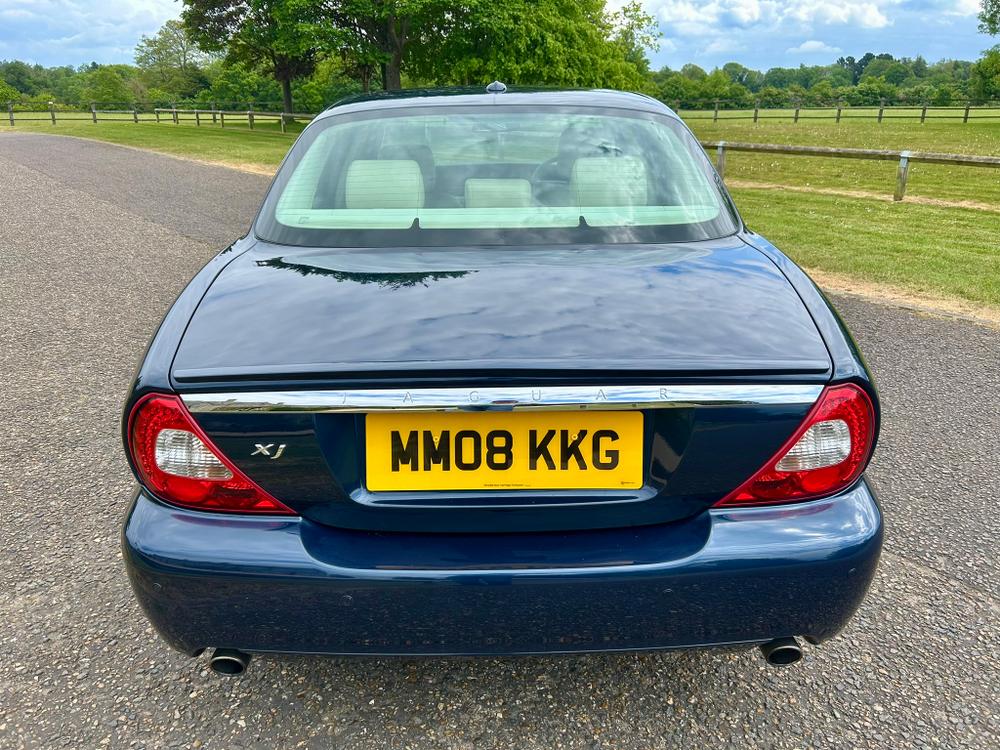 Used Jaguar XJ MM08KKG 8