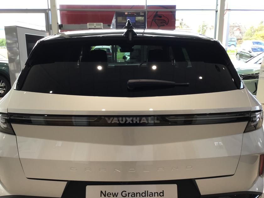 Vauxhall Grandland Photo 1078bc01-72ae-40c5-9564-328193b49eb7.jpg