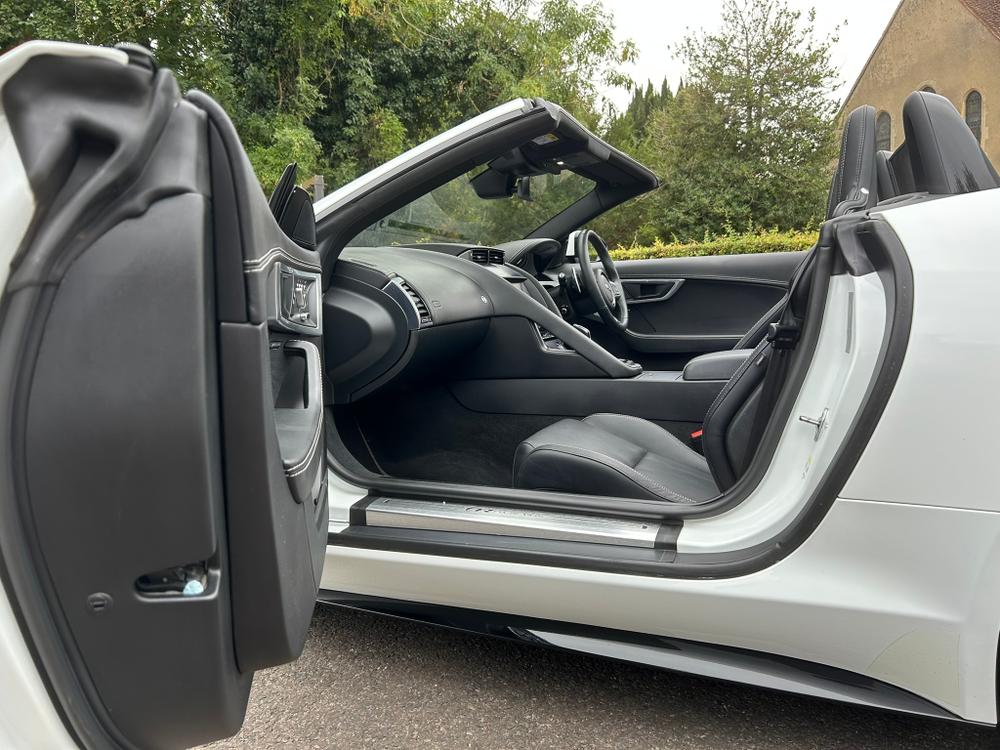 Used Jaguar F-Type V8VPN 16