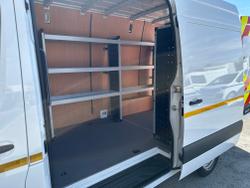 Mercedes-Benz Sprinter Photo 17