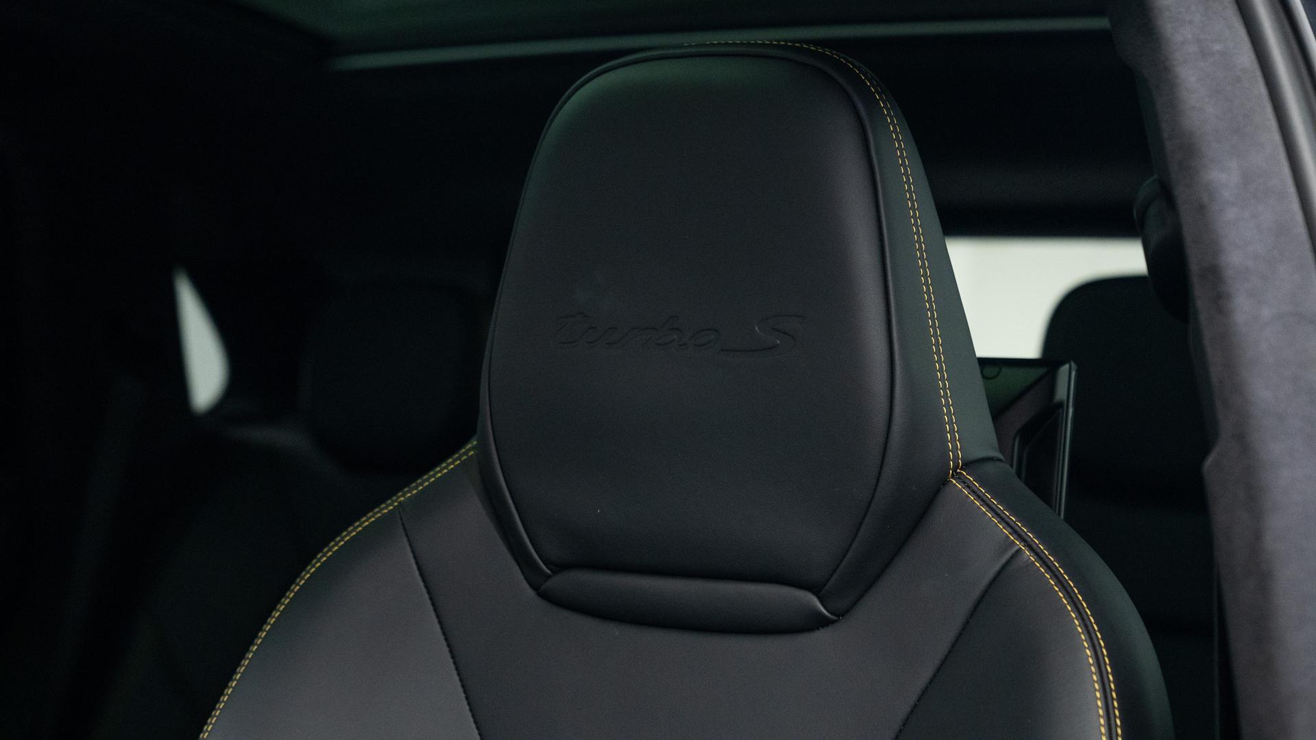 Porsche Cayenne Photo 10b111b4-f1bd-4d28-9000-1549fd99e618.jpg