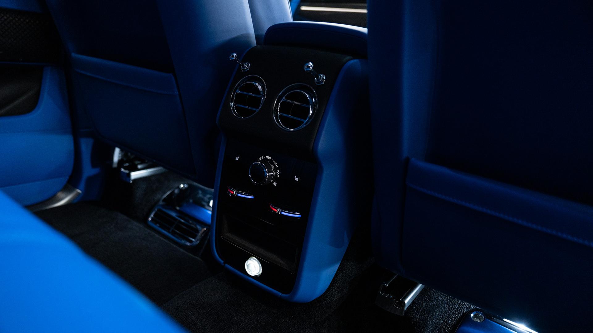 Rolls-Royce Cullinan Series II Photo 10bef7e1-562f-4b96-b12b-fec3409c2273.jpg