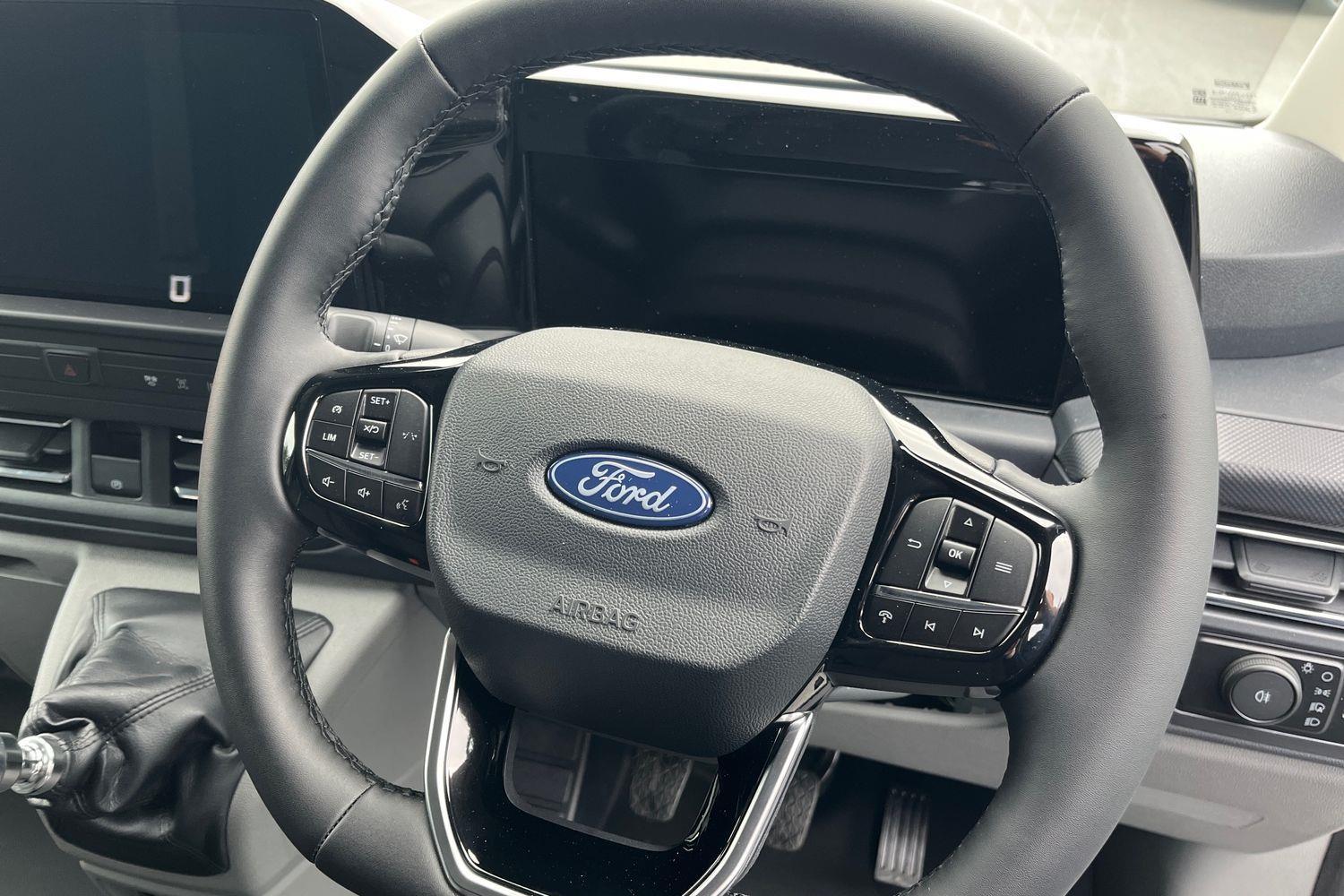 Ford TRANSIT CUSTOM Photo 36