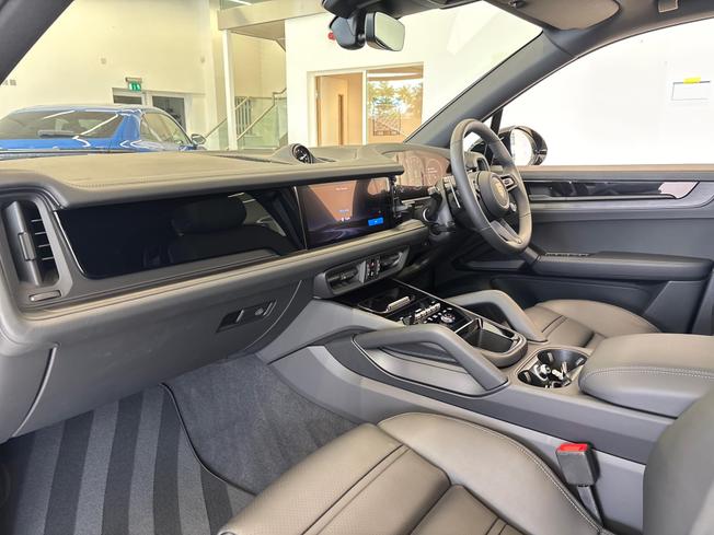 PORSCHE Cayenne Photo 13
