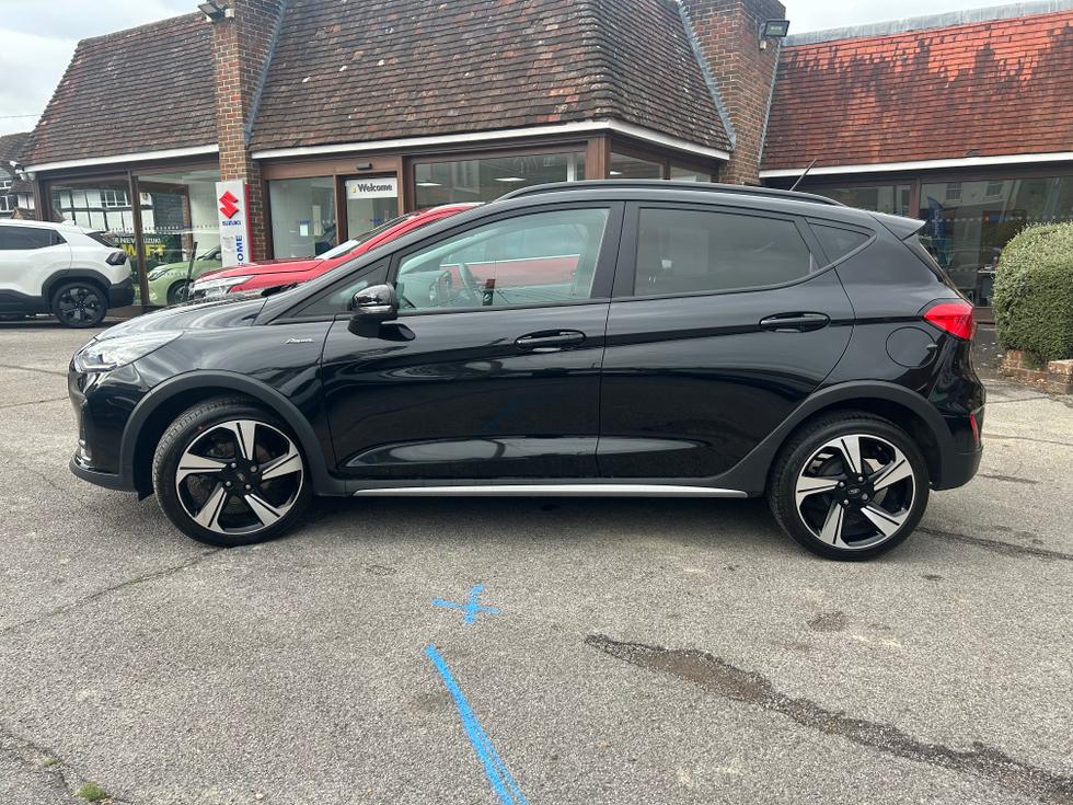 Ford Fiesta Photo 10cb787f-c904-4944-950d-1afbcc4c17a8.jpeg
