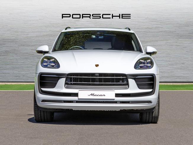 PORSCHE Macan Photo 6