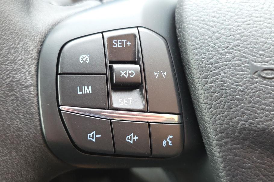 Used Ford E-TRANSIT LC75PZW 32