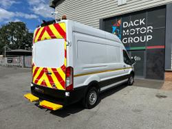Ford Transit Photo 10