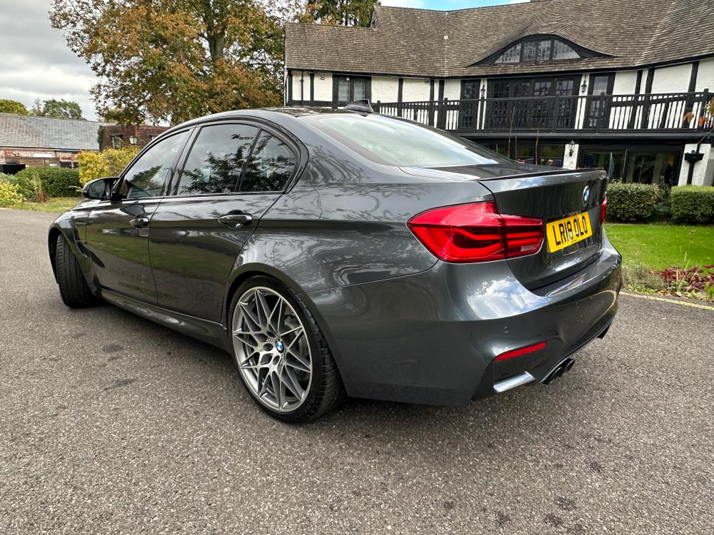 Used BMW M3 LR18OLO 37