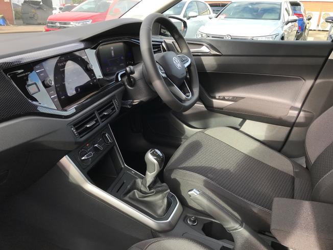 VOLKSWAGEN Polo Photo 28
