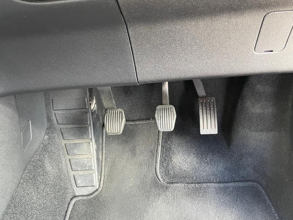 Ford Kuga Photo 110a0e36-8629-446c-a59e-55ae573540b8.jpeg