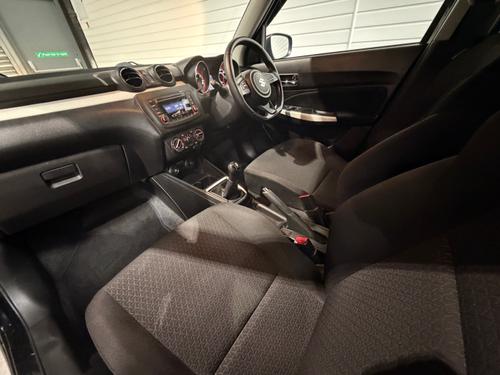 Suzuki Swift Photo 1111e31b-5a1c-48e7-bac8-b2a8d66f71c9.jpeg