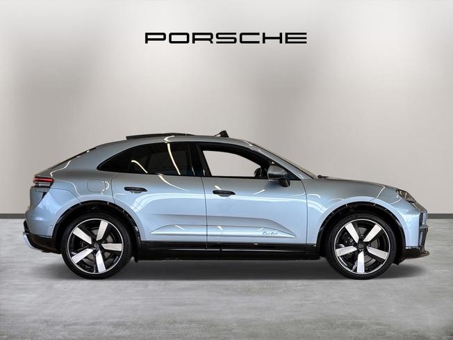 Porsche Macan Photo 8