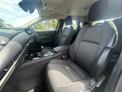 Mazda CX-30 Photo 13