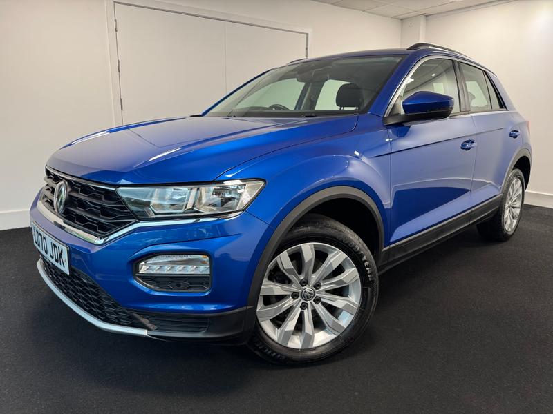 Volkswagen T-Roc Photo 113829d7-ee0f-4397-8db5-3458ff231d55.jpg