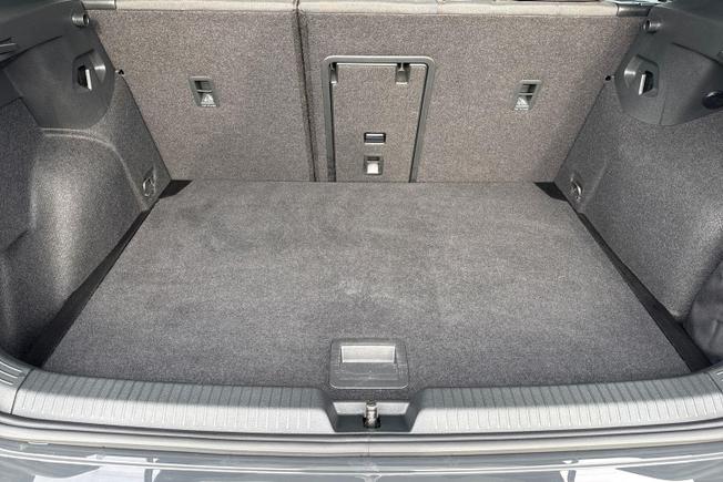 Volkswagen Golf Photo 9