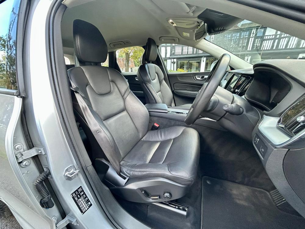 Used Volvo XC60 GY18DBO 17