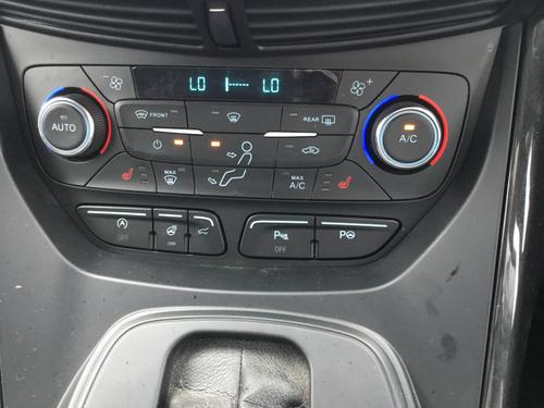 Ford Kuga Photo 11495775-1d6a-4b32-a561-5cff0497005a.JPG