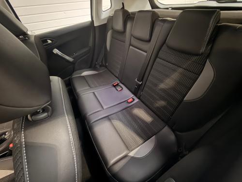 Peugeot 2008 Photo 1152b0cd-7f4e-47a3-86da-076cf569dbe3.jpeg