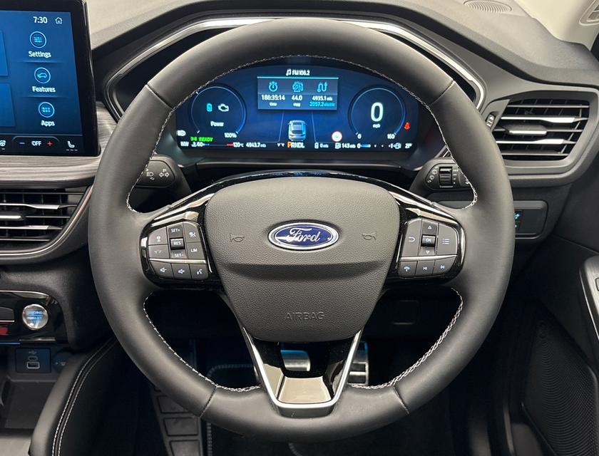 Ford Kuga Photo 115f68a0-1cc7-4a63-b53e-61d7e75502c8.jpg