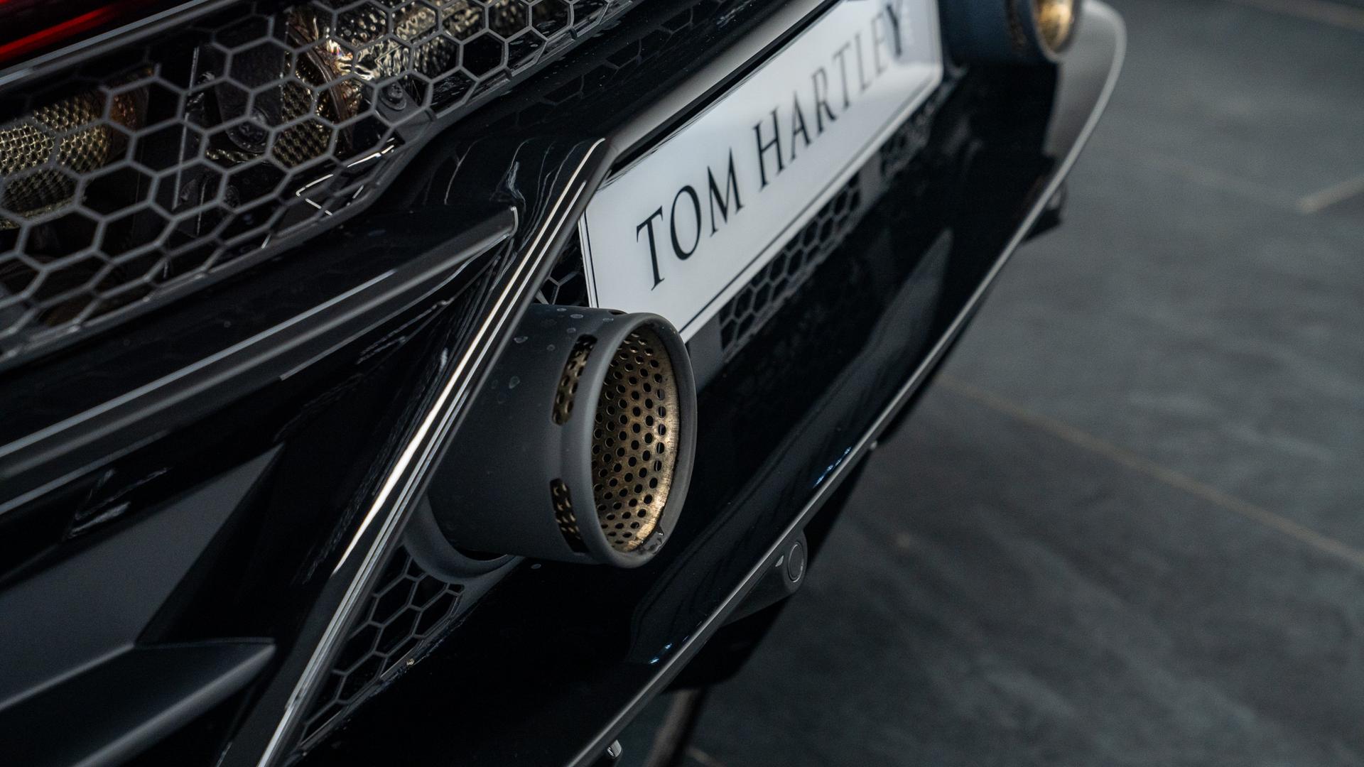 LAMBORGHINI Huracan Photo 11645121-c937-46f2-bbc0-e7a5bd08ad7c.jpg