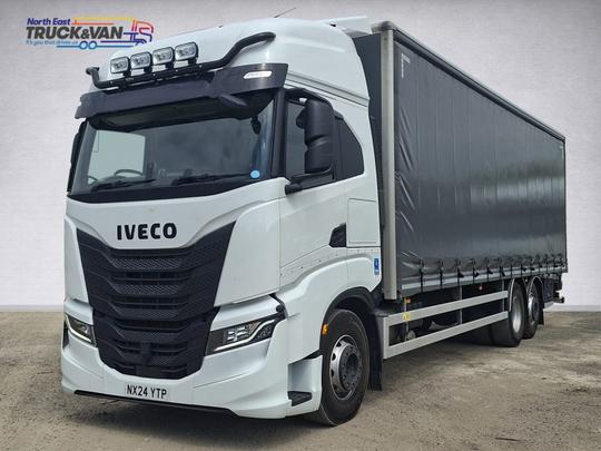 Iveco S-WAY Photo