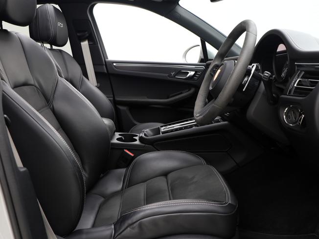 Porsche Macan Photo 44