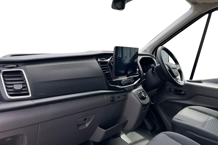 Used Ford E-TRANSIT ETRANSITTREND10 4