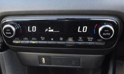 Toyota YARIS Photo 22