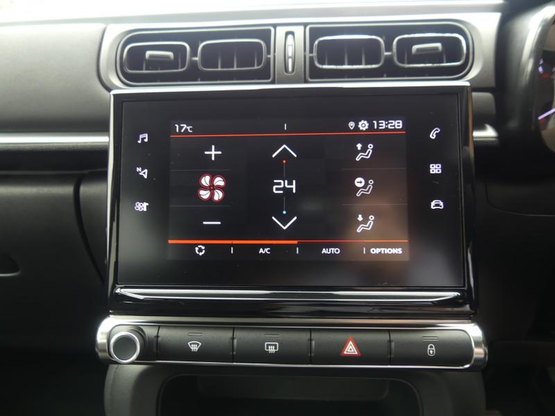 Citroen C3 Photo 1176a19a-07d9-4bc4-9bd2-d313f516f9f0.jpg