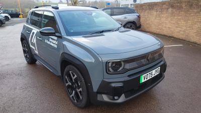 Used 2025 Renault 4 comfort range 52kWh techno SUV 5dr Electric Auto (150 ps) URBAN GREY at Gravells