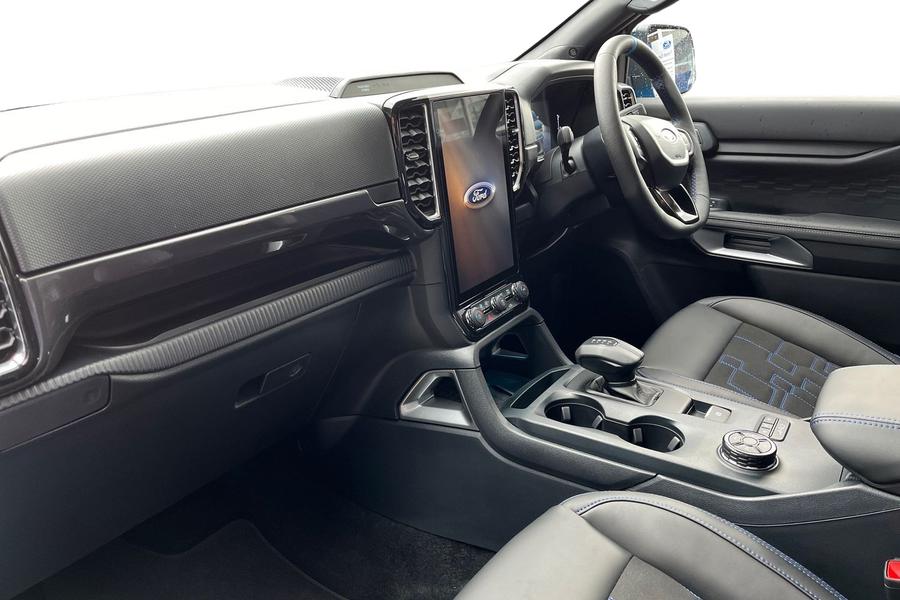 Ford RANGER Photo 11898968-1824-4ecd-8352-08f4ff406015.jpg