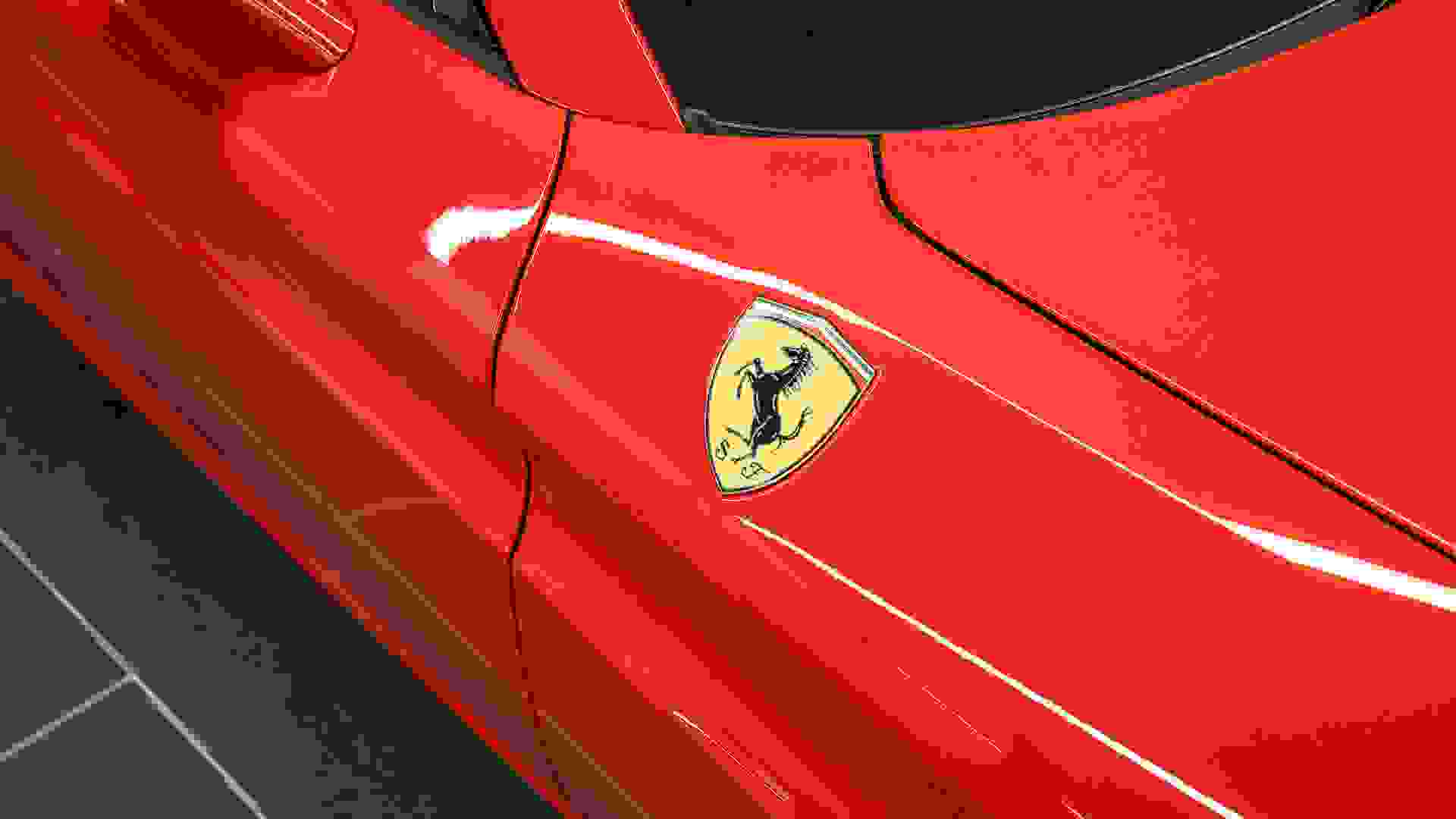Ferrari California Photo 118da56a-6e9f-4227-b5ed-b498800e0071.jpg