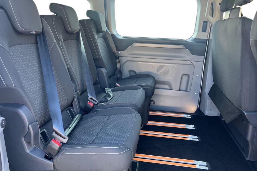 Ford Tourneo Custom V710 Zetec/Trend Bus M1 320 L2 2.0L EcoBl Photo 1194acb3-def8-403c-a1e5-226bad7ae443.jpg