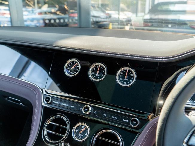 BENTLEY Continental GT  Photo 27