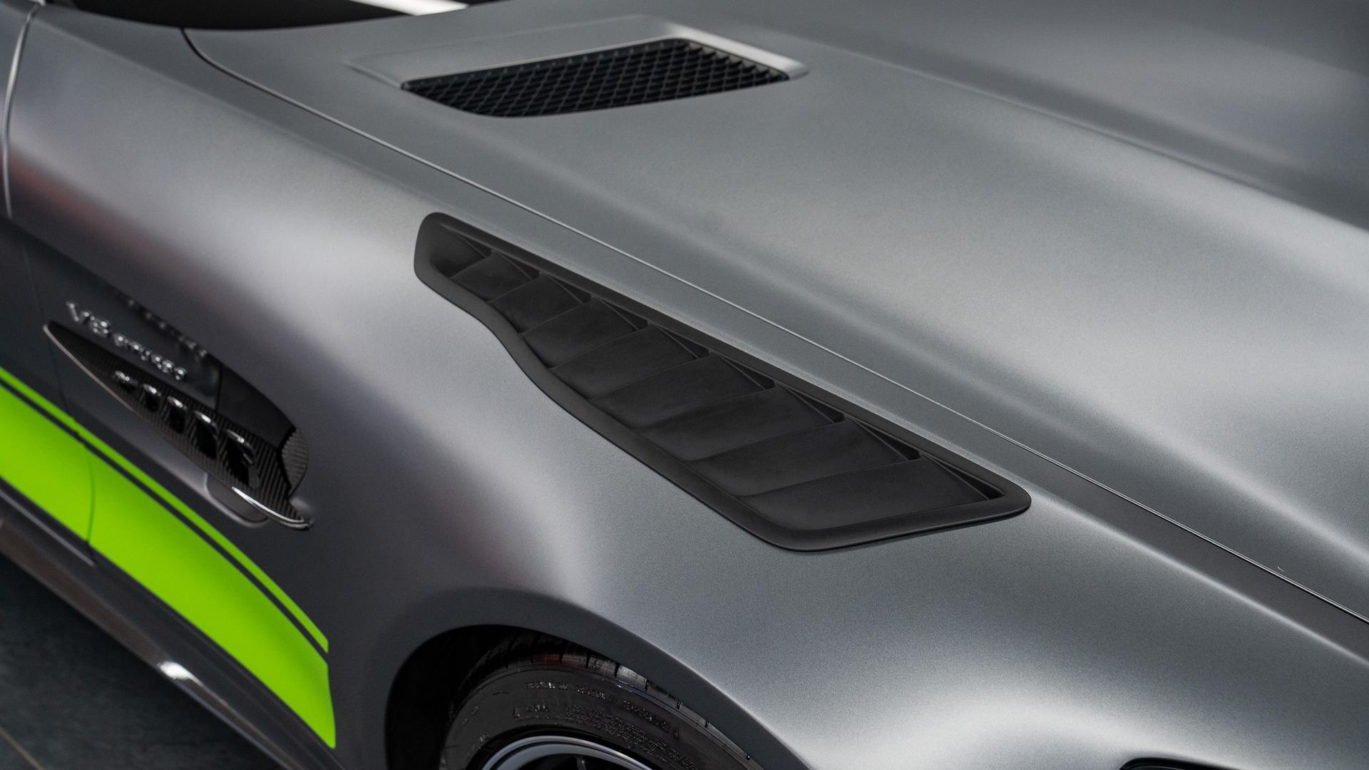 Mercedes-Benz AMG GT Photo 119a3260-8874-4da7-84de-e7b0085bd9c5.jpg